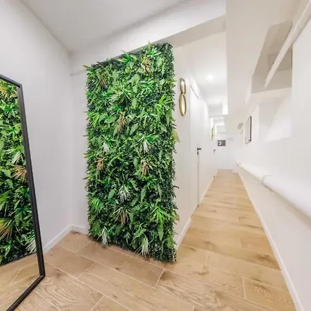 Appartamento Beautiful Duplex - 2br 6p - Near Montmartre Parigi